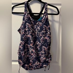 New Modest Swimsuit Top Women’s Calypsa Modli Built-In Bra Blue Pink Floral NWT